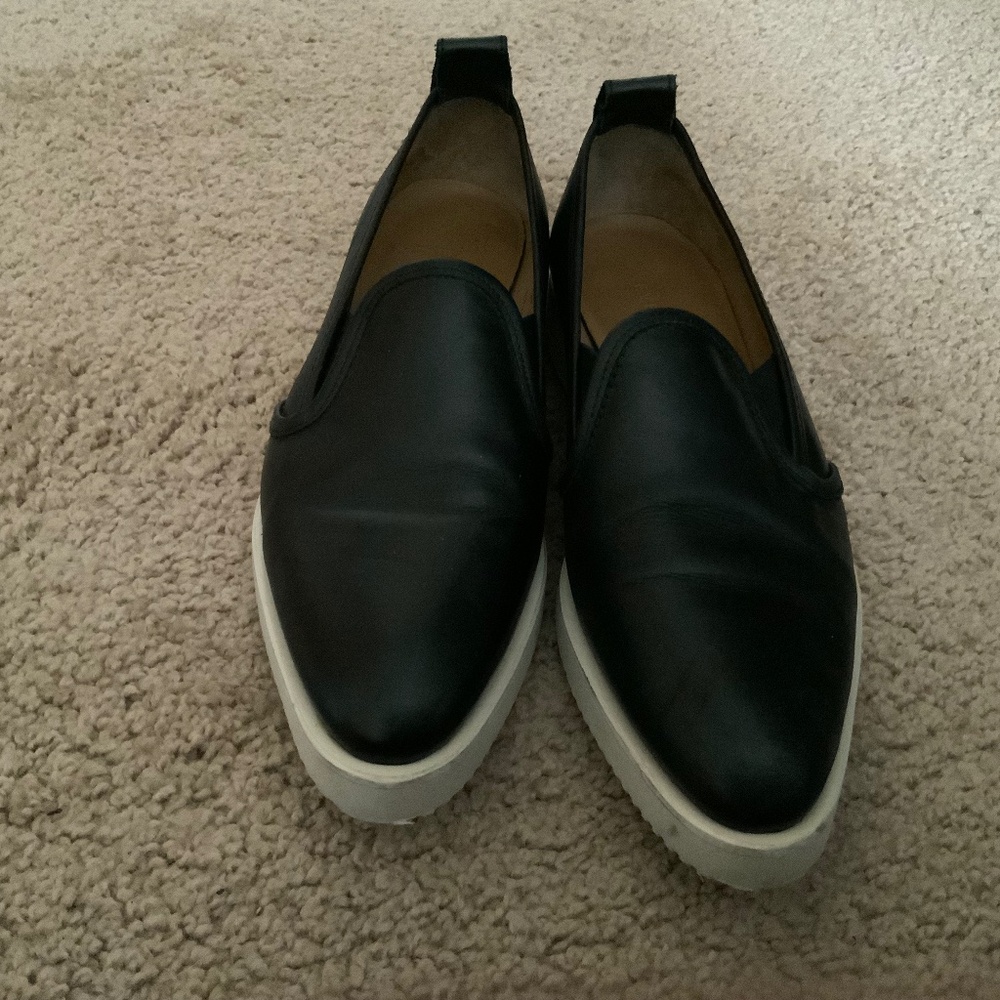 Slip on leather shoes